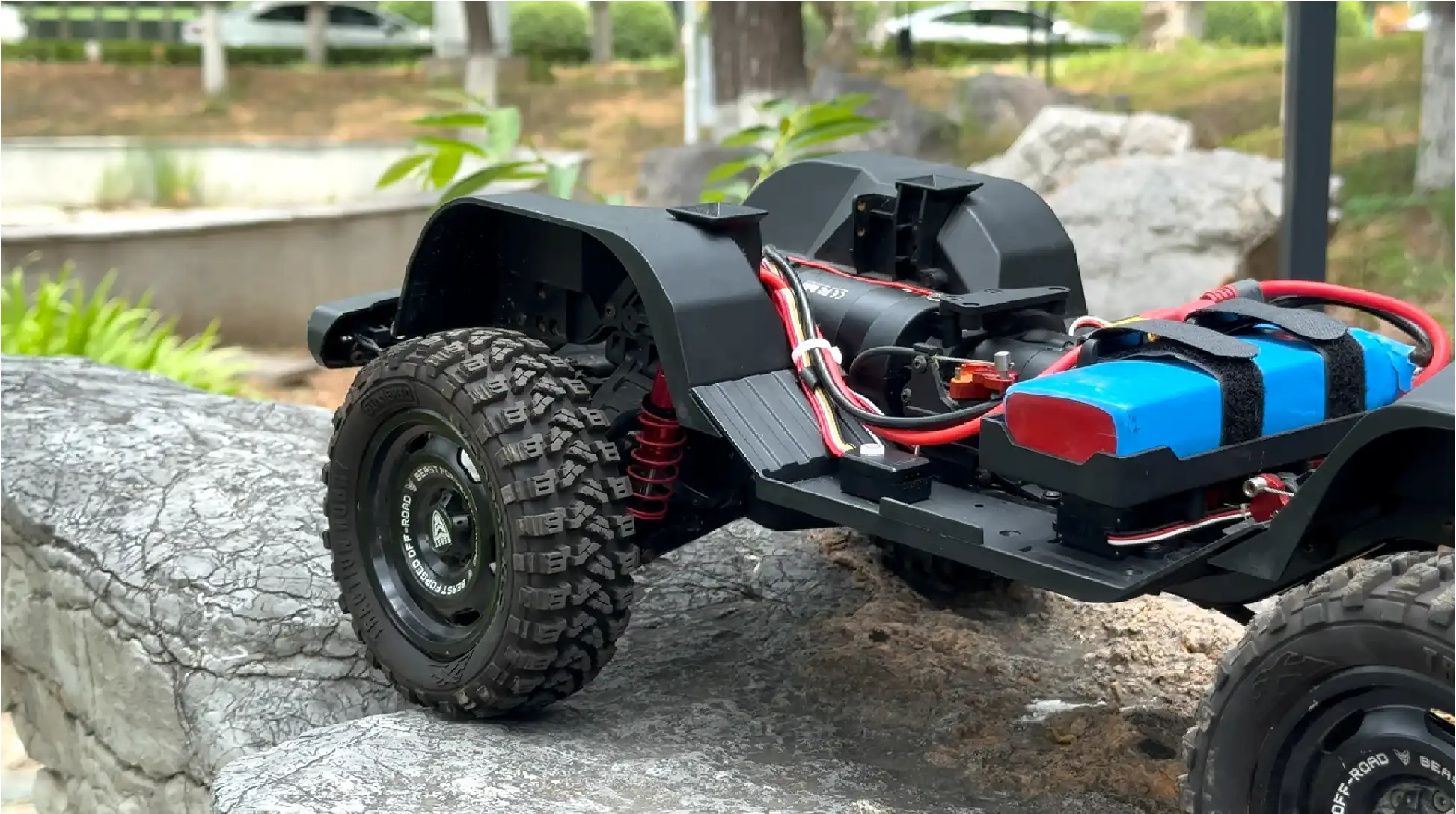 crawler motor
