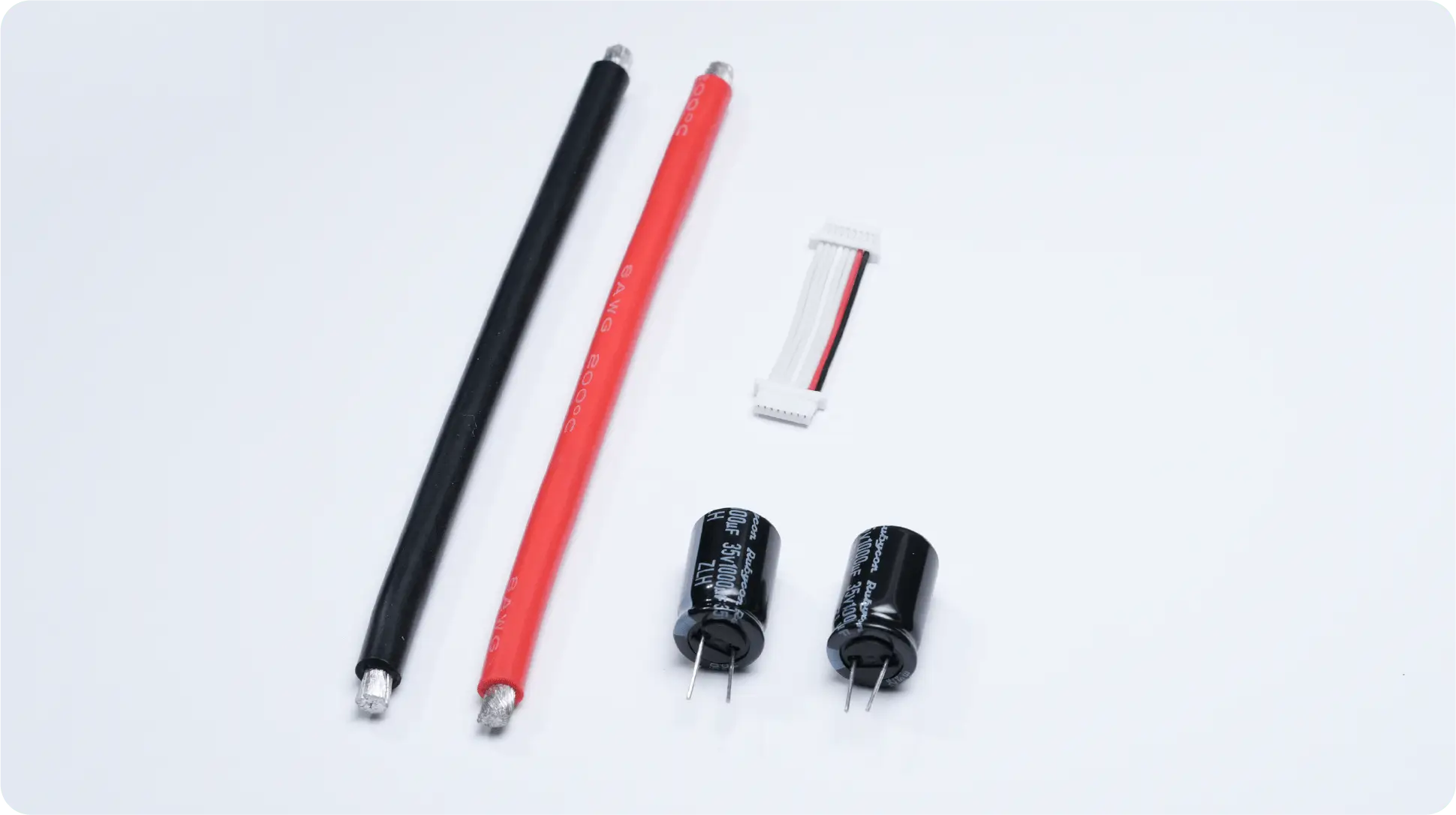 High-frequency low-impedance capacitor